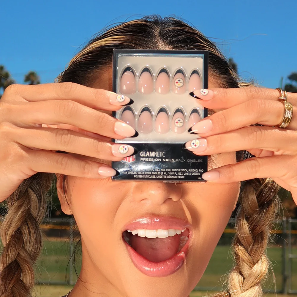 Pittsburgh Steelers Press-On Nail Set - Image 7